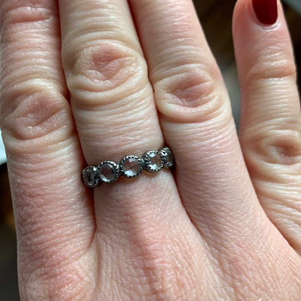 STERLING SILVER | Infinity ring with crystal detail | Approx size : 6.5 | EUC